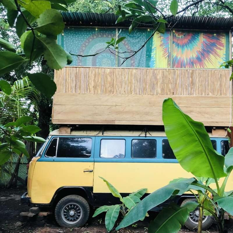 Rainbow Caravan Hostel Las Pilas Eksteriør bilde