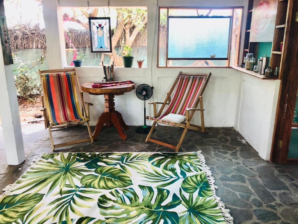 Rainbow Caravan Hostel Las Pilas Eksteriør bilde